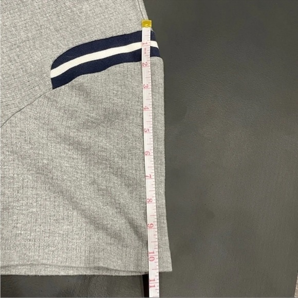 Vintage Tommy Jeans Grey T Shirt - Picture 12 of 12